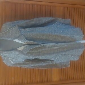 EDDIE BAUER women's gray jersey cardigan. Side pockets fold down collar.